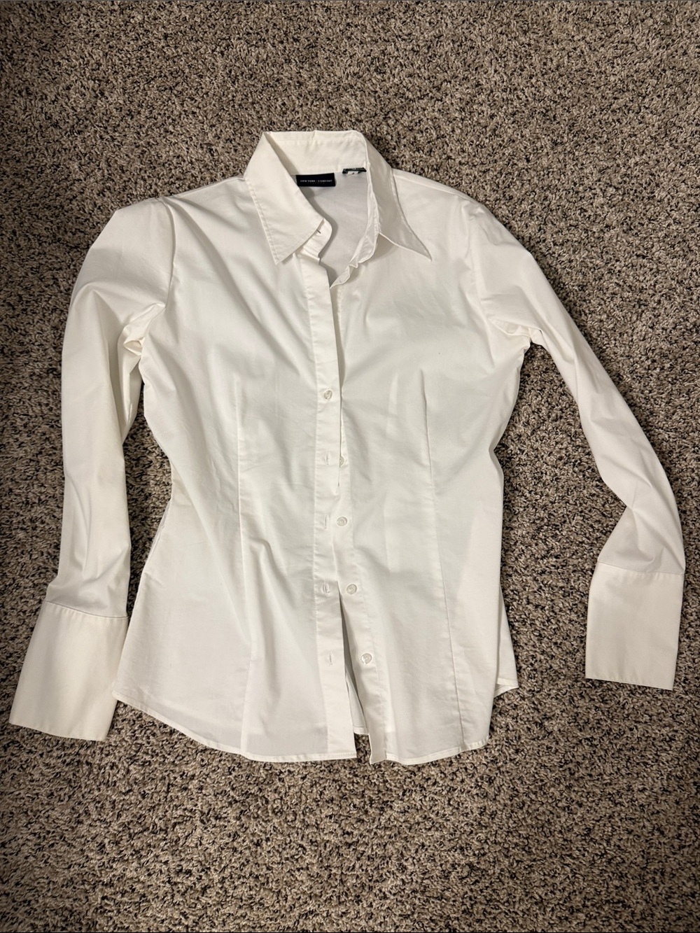 New York & Company White Tailored Button-Down Shirt